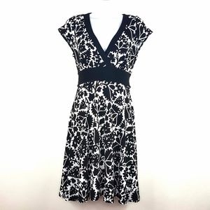 White House Black Market Short Sleeve dress